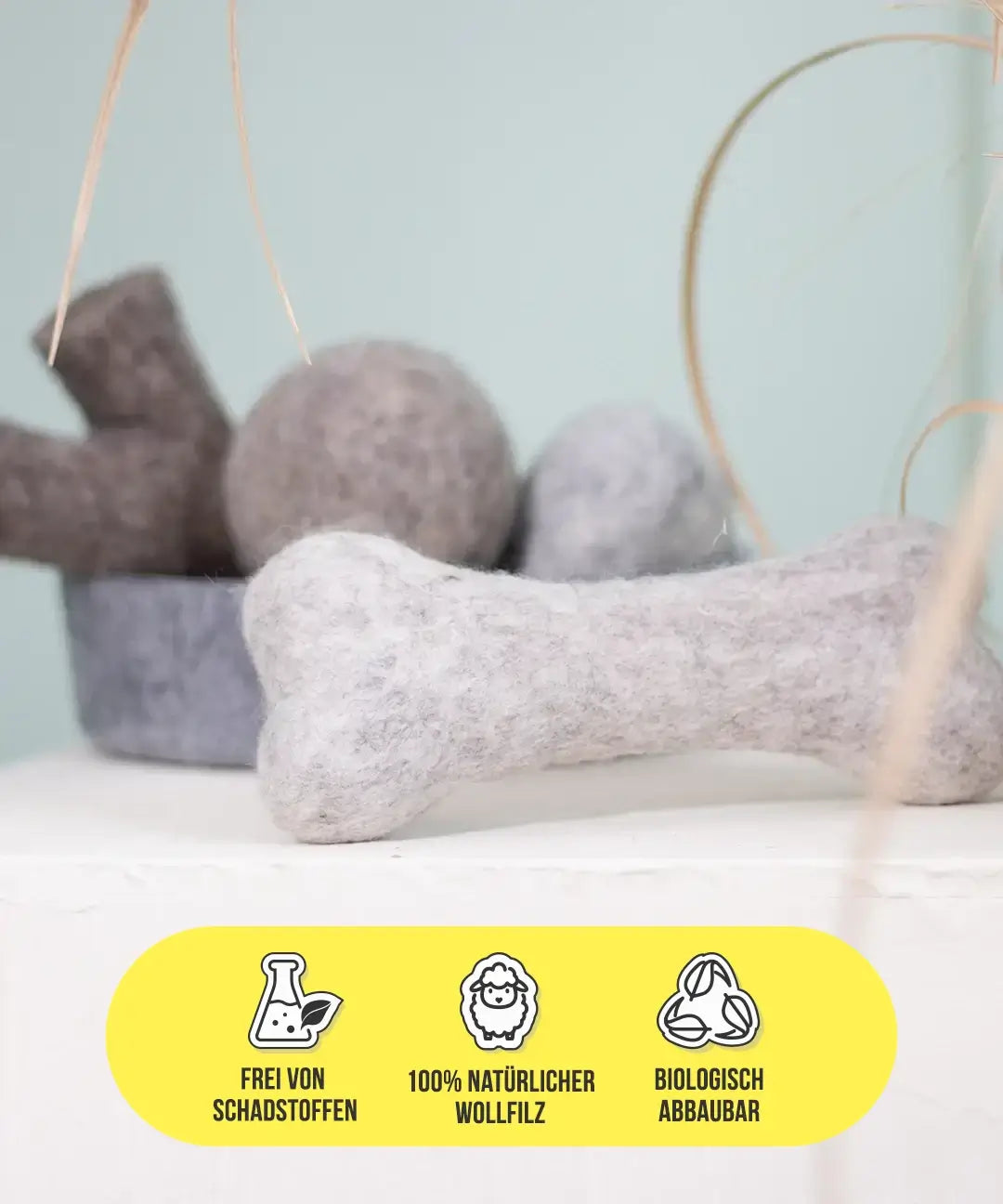 BUDDY. Hundespielzeug aus Wollfilz "Knochen"