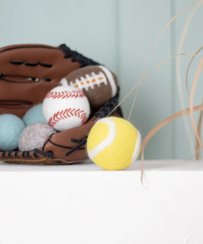 BUDDY. Hundespielzeug aus Schafwolle "Tennisball"